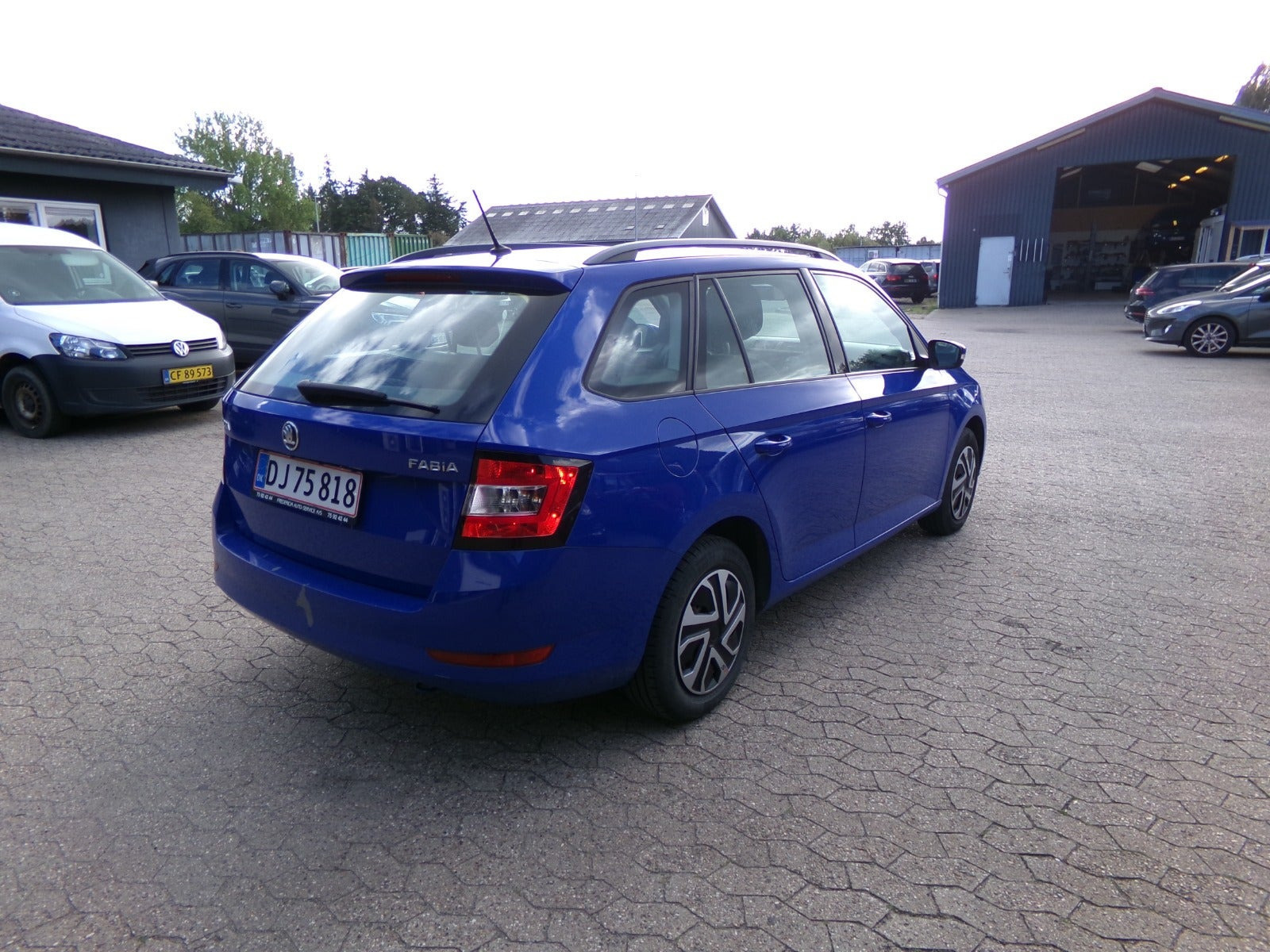 Blå Skoda Fabia fra 2019