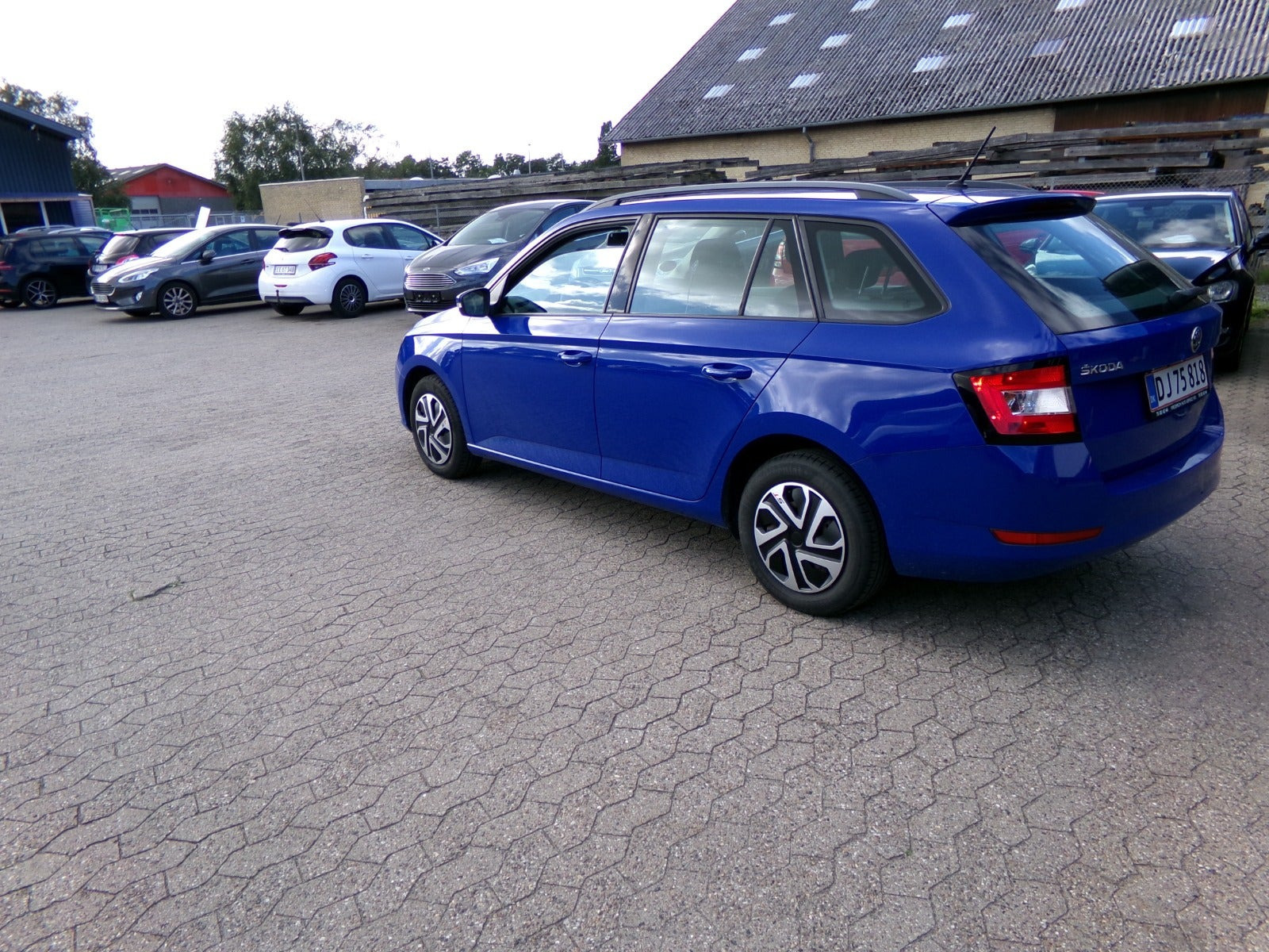 Blå Skoda Fabia fra 2019