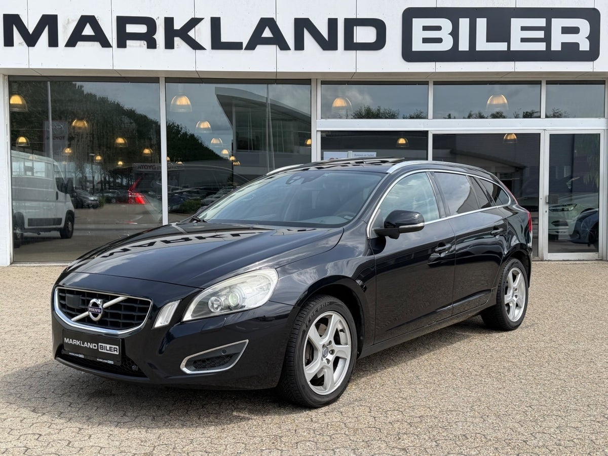 Volvo V60 2,4 D5 205 Summum aut.