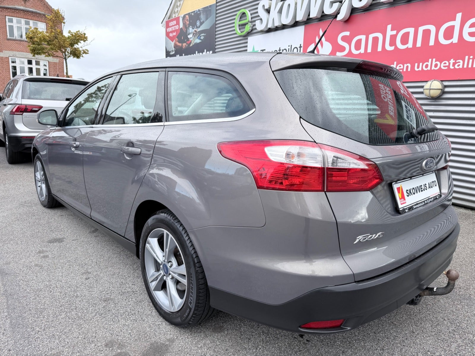 Grå Ford Focus fra 2013