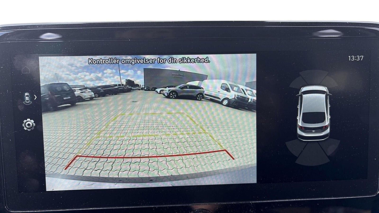 Grå Hyundai Ioniq fra 2021