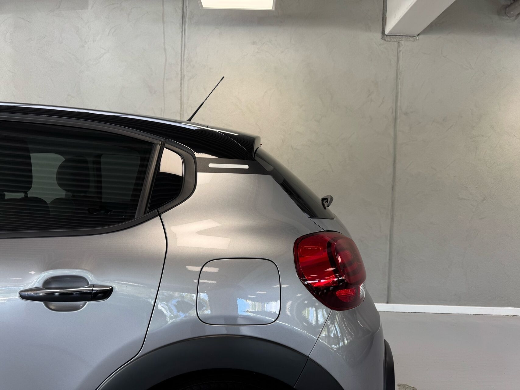 Grå Citroën C3 fra 2024