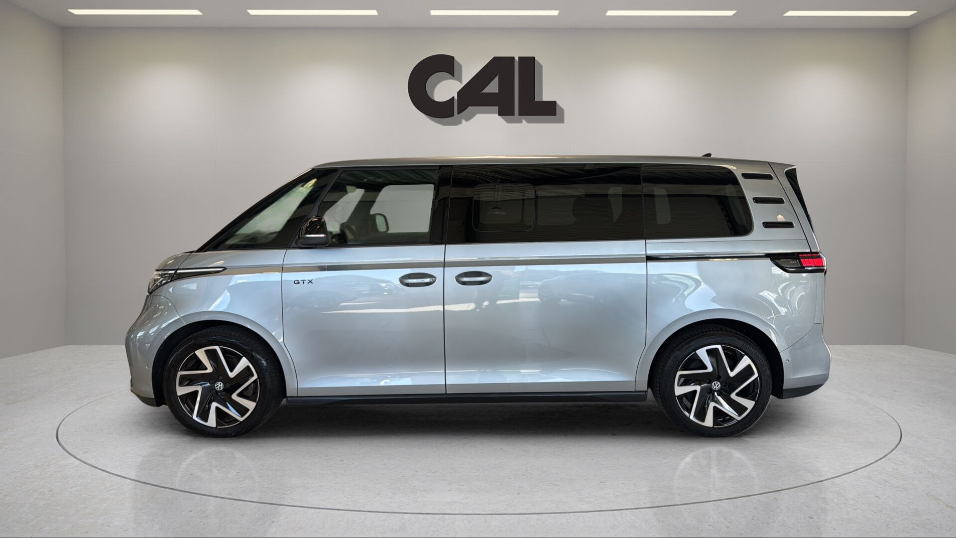 Sølv VW ID.Buzz fra 2025