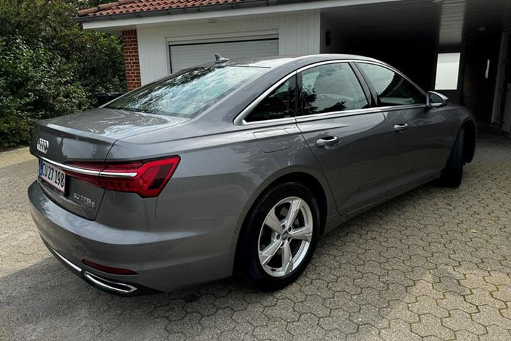 undefined Audi A6 fra 2020