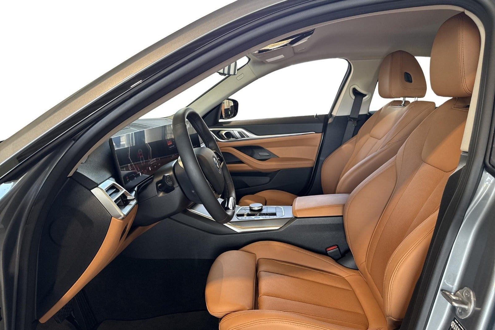 Sølv BMW i4 fra 2025