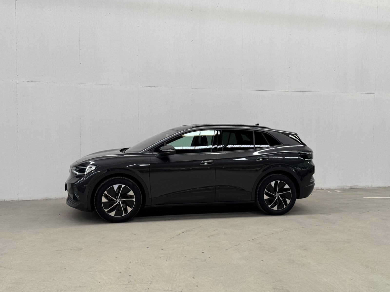 Grå VW ID.4 fra 2022