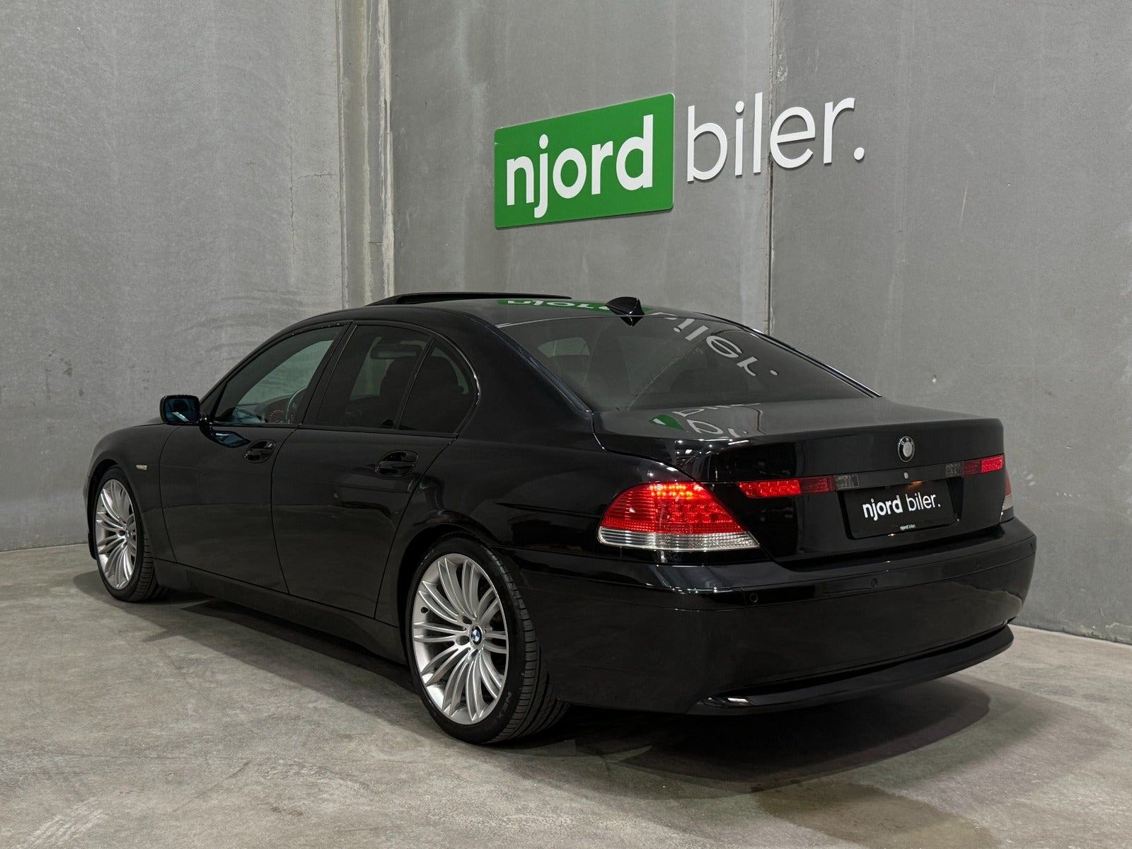 undefined BMW 735iA fra 2004