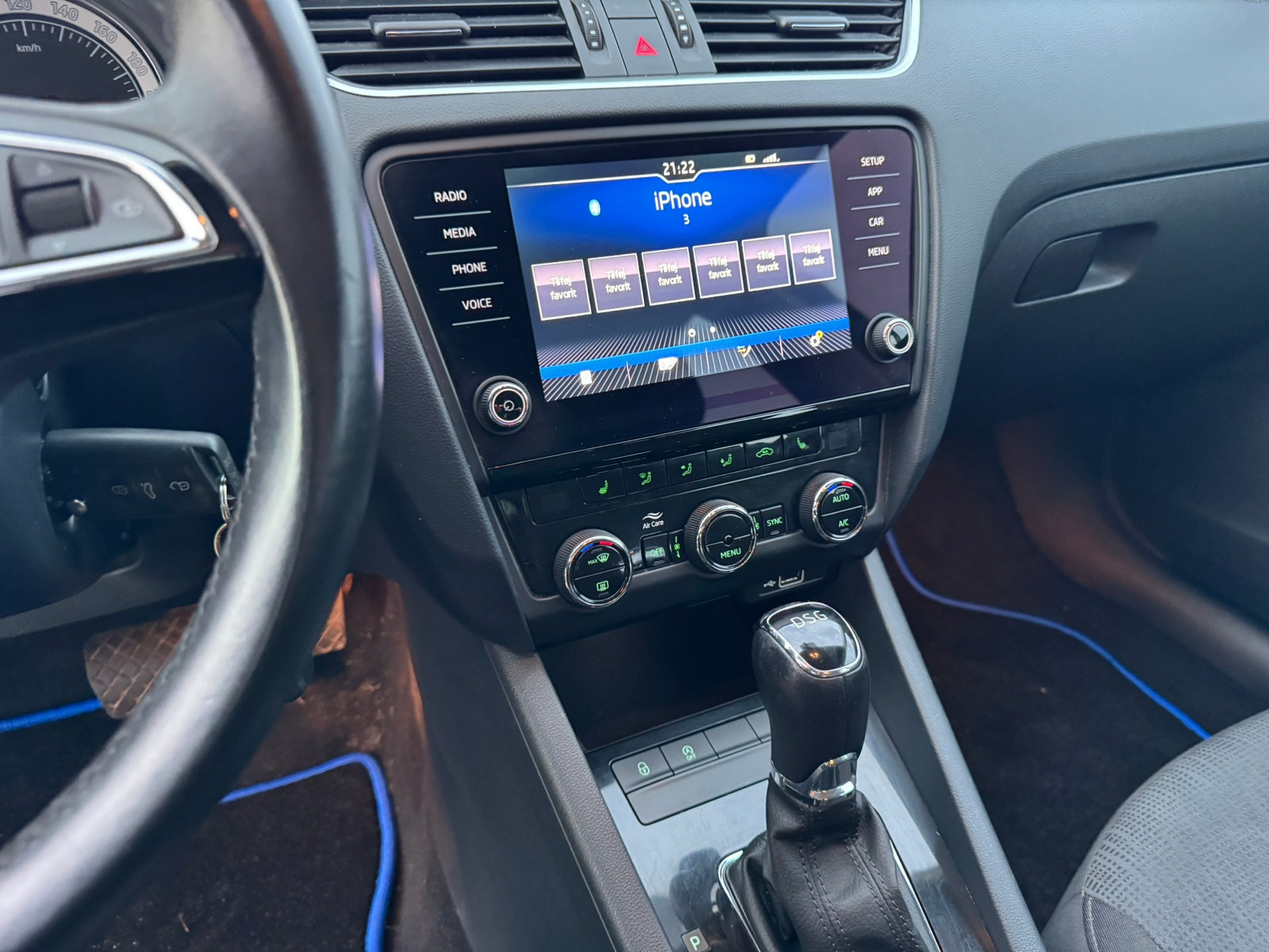Blå Skoda Octavia fra 2020