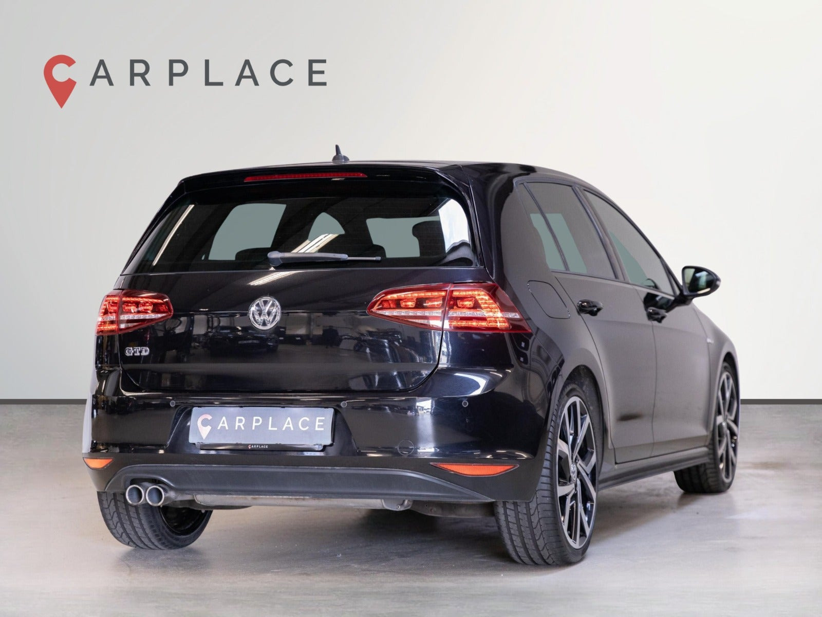 Sort VW Golf VII fra 2016