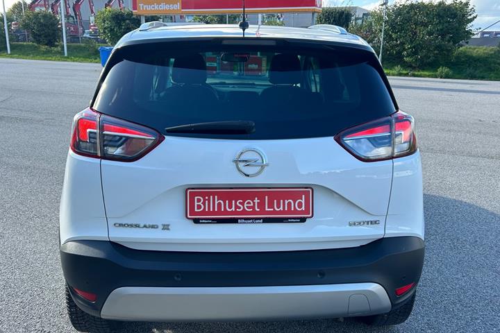 Hvid Opel Crossland X fra 2020