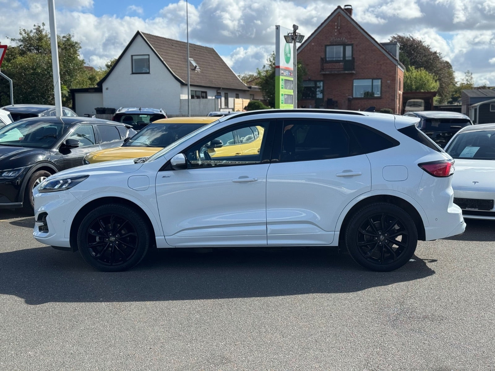 Hvid Ford Kuga fra 2022