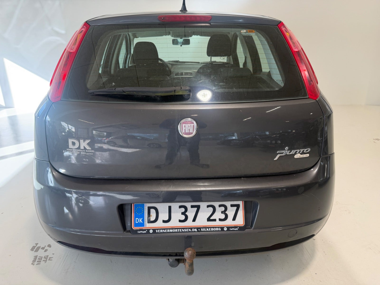 Grå Fiat Punto Evo fra 2009