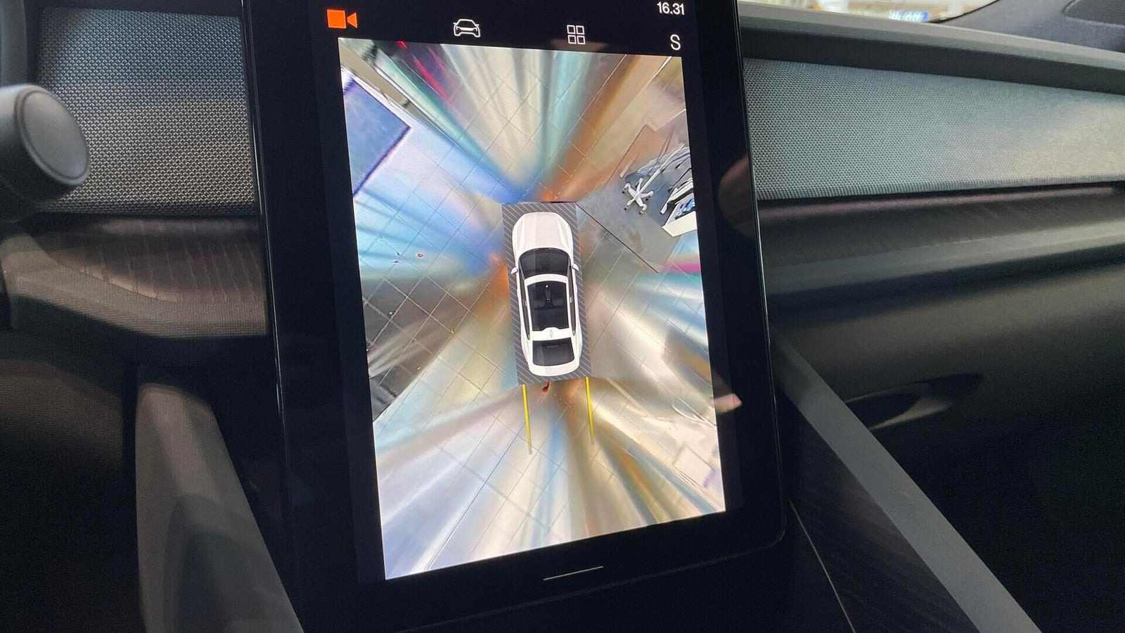 Sort Polestar 2 fra 2023