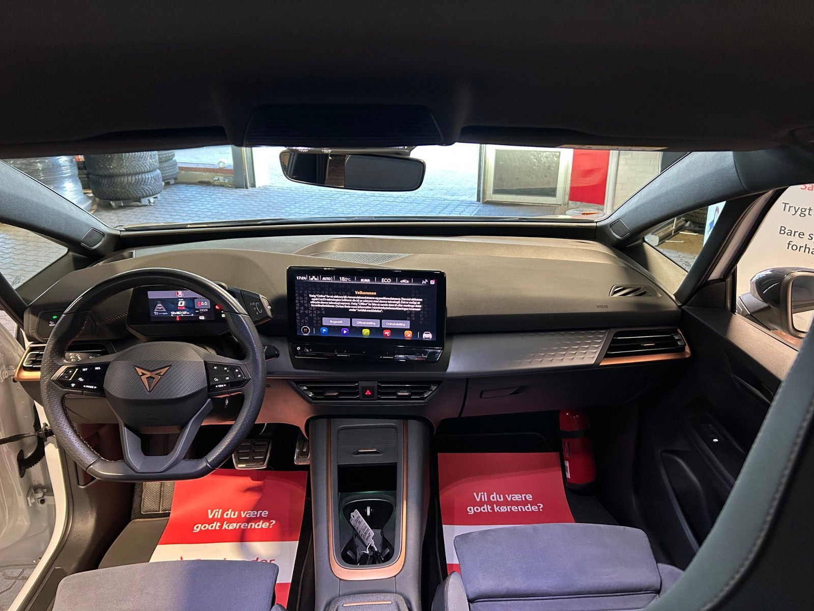 Hvid Cupra Born fra 2022