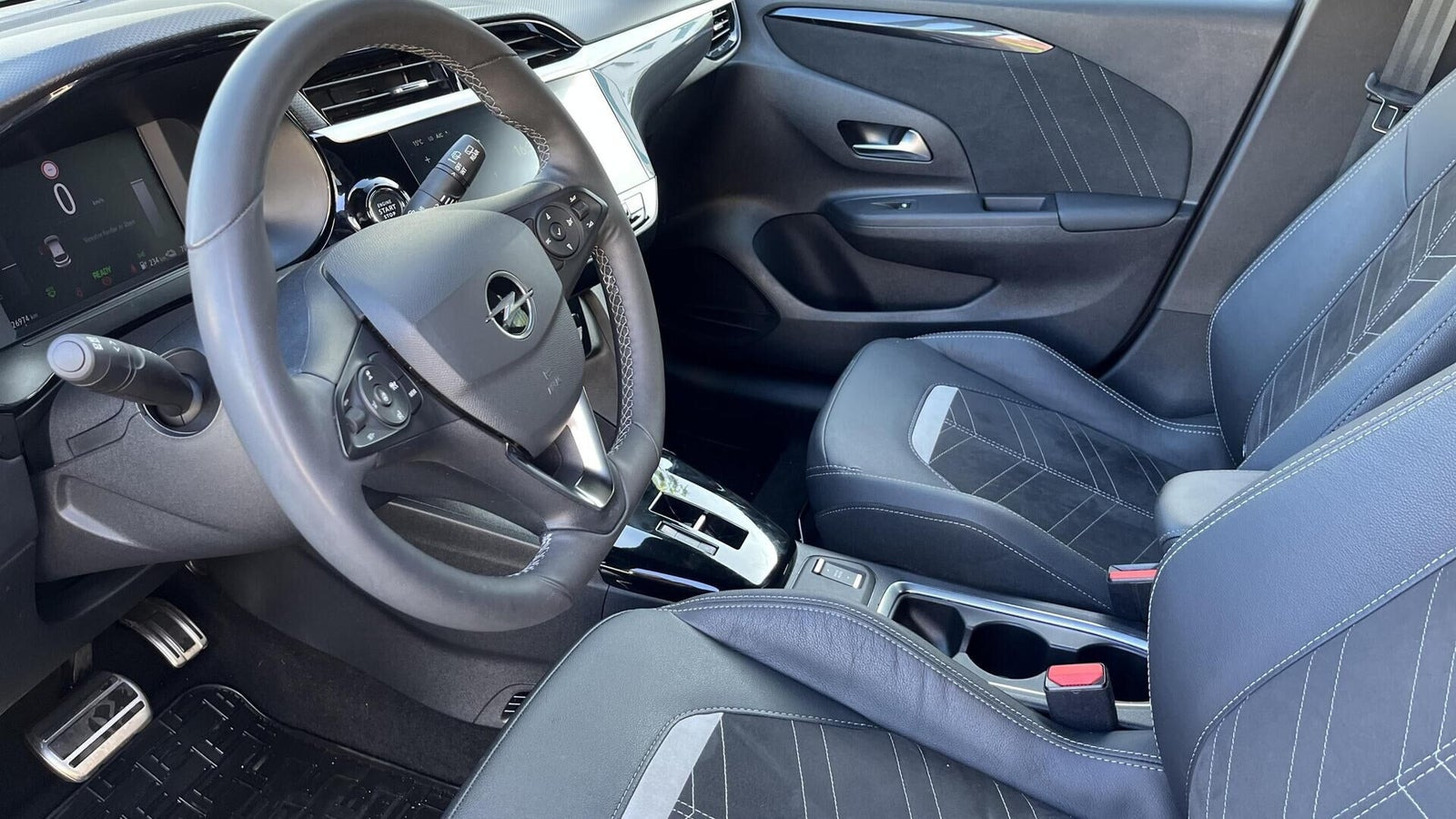 Grå Opel Corsa-e fra 2026