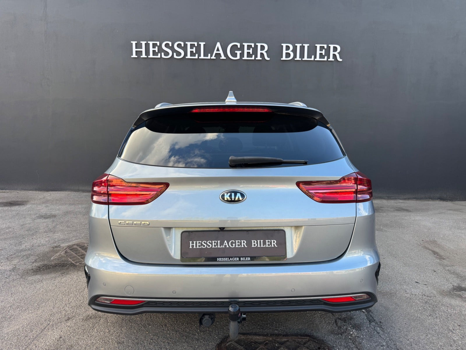 Grå Kia Ceed fra 2019