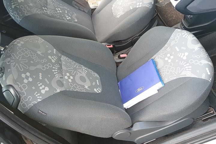 Sort Ford Ka fra 2014