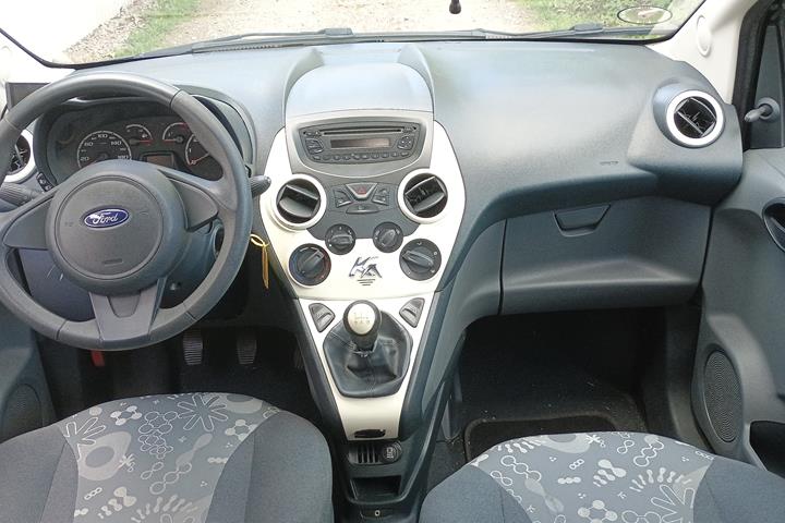 Sort Ford Ka fra 2014