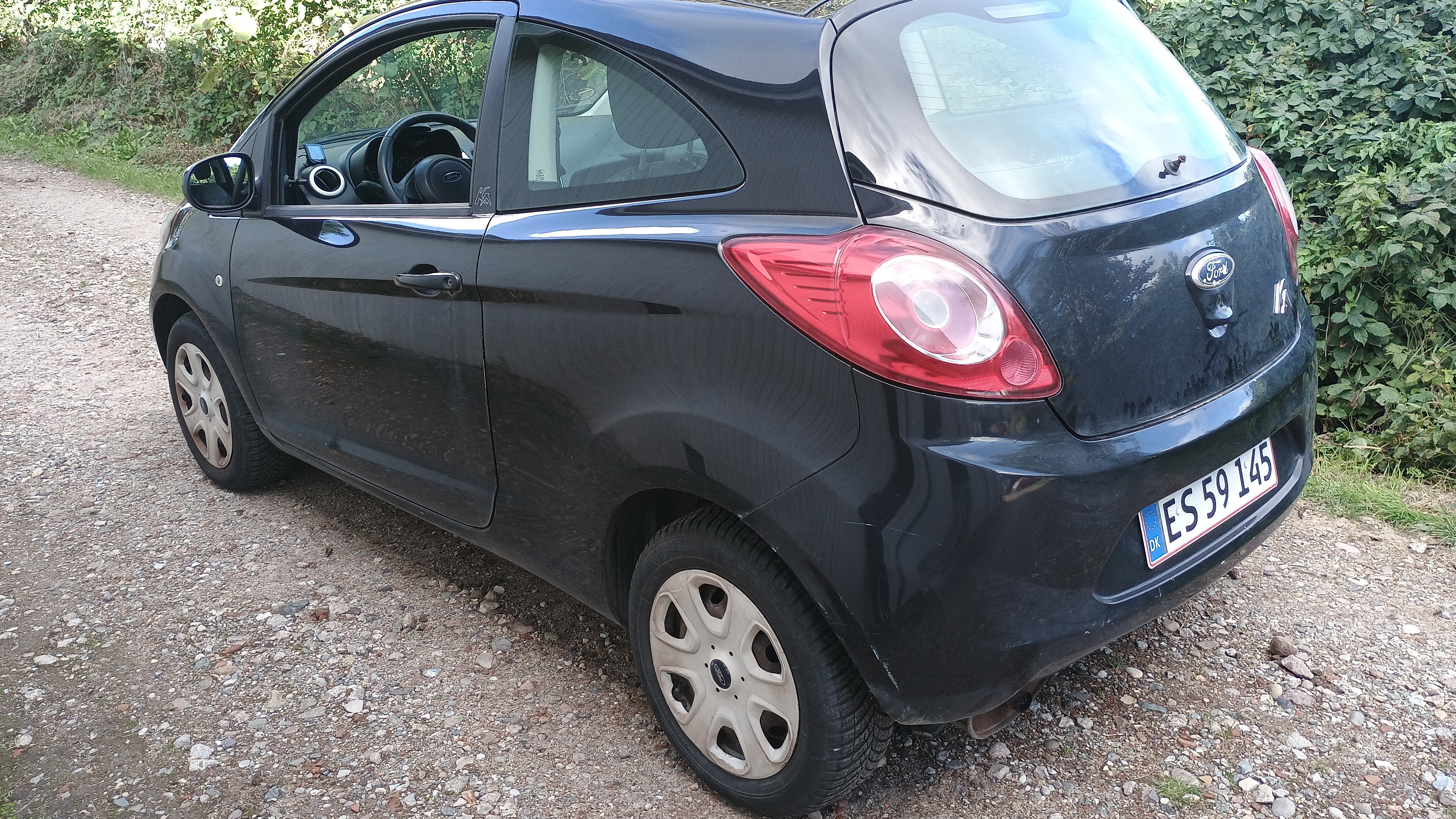 Sort Ford Ka fra 2014