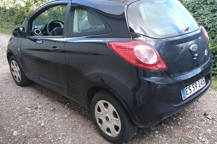 Sort Ford Ka fra 2014