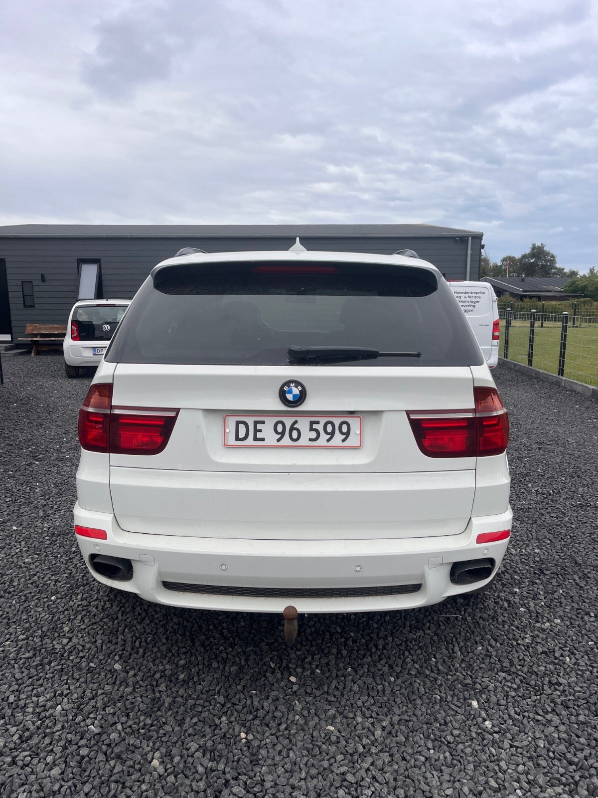 Hvid BMW X5 fra 2011