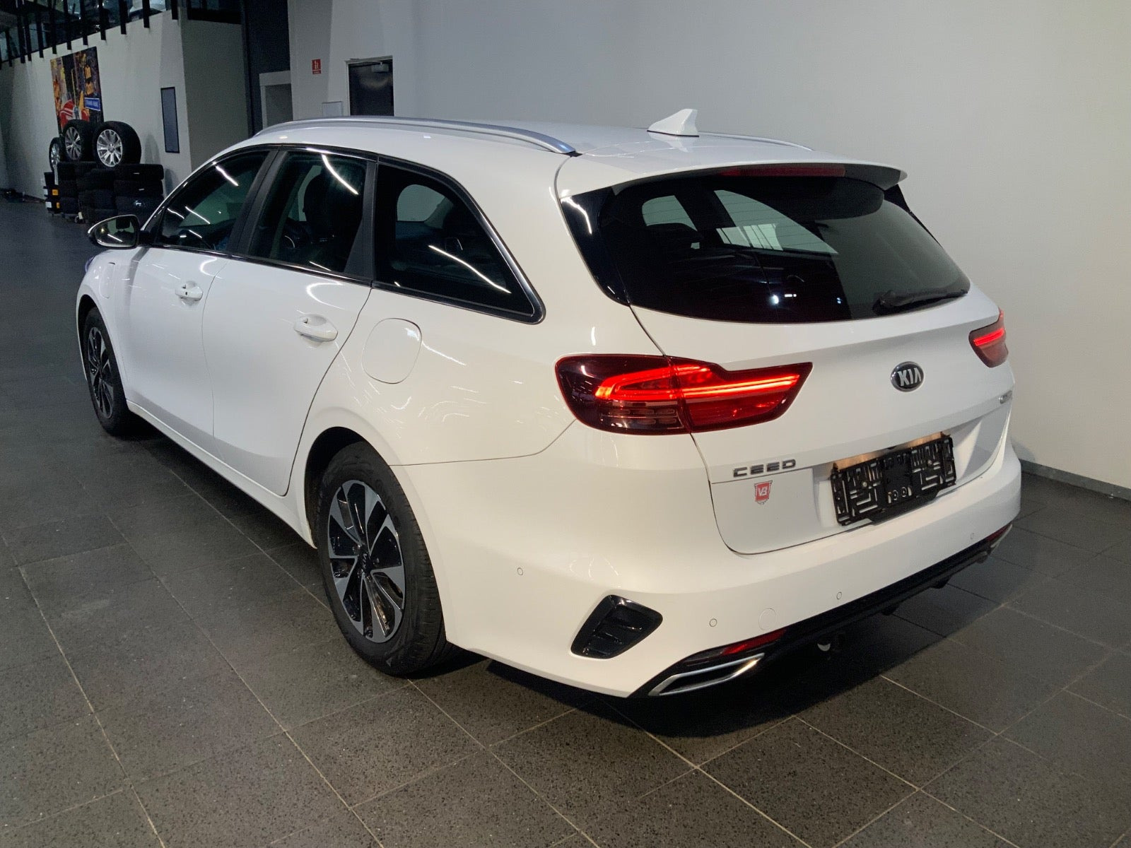 Hvid Kia Ceed fra 2020