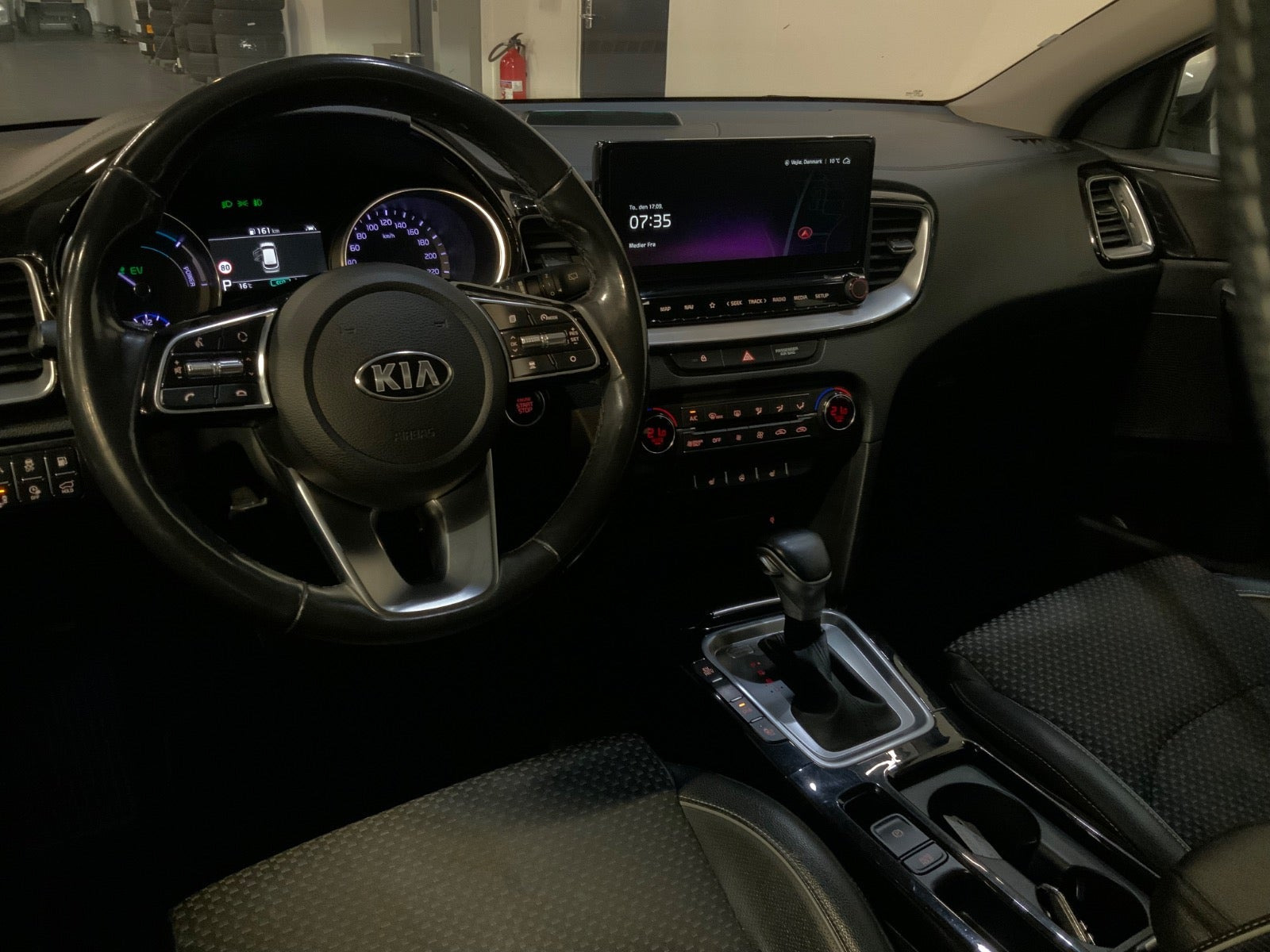Hvid Kia Ceed fra 2020
