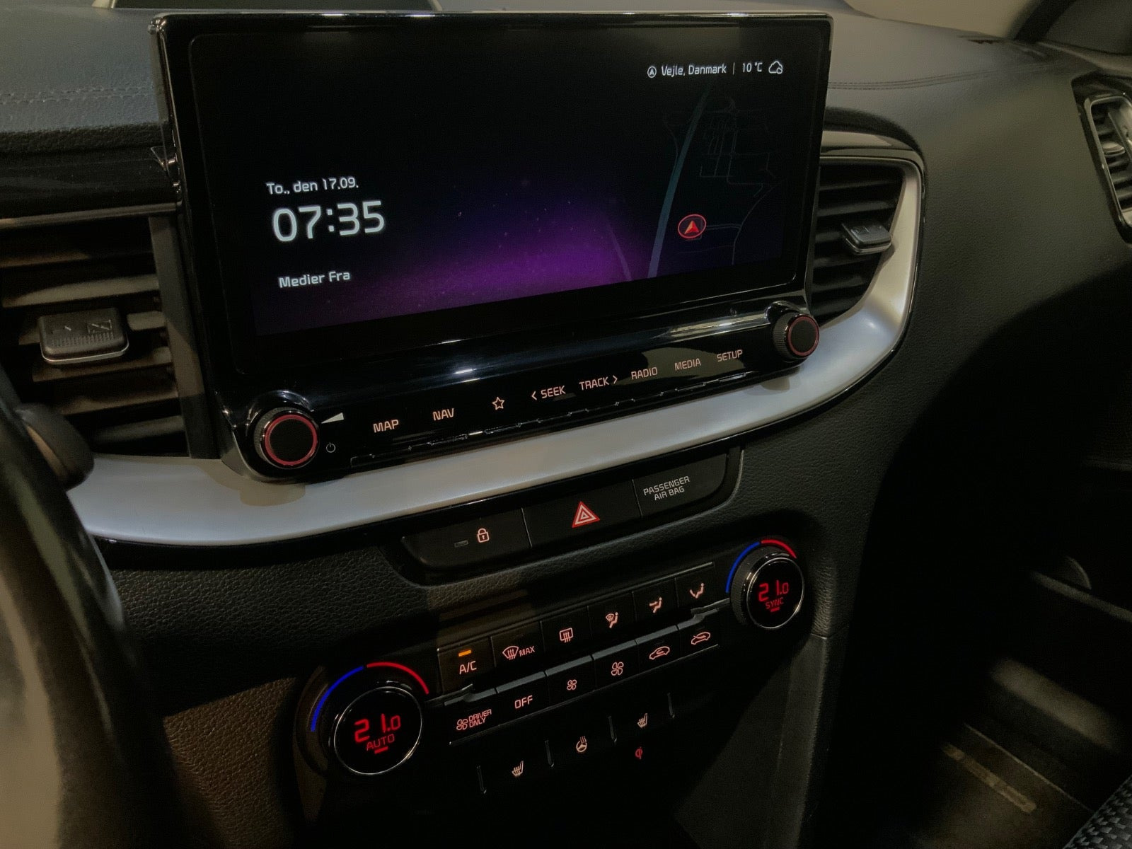 Hvid Kia Ceed fra 2020