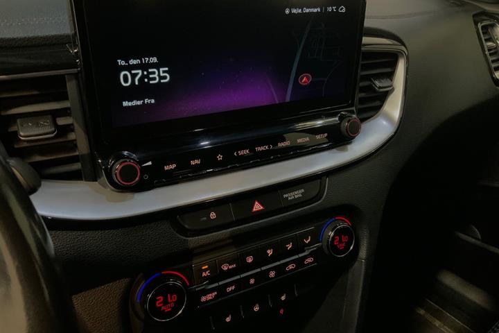 Hvid Kia Ceed fra 2020