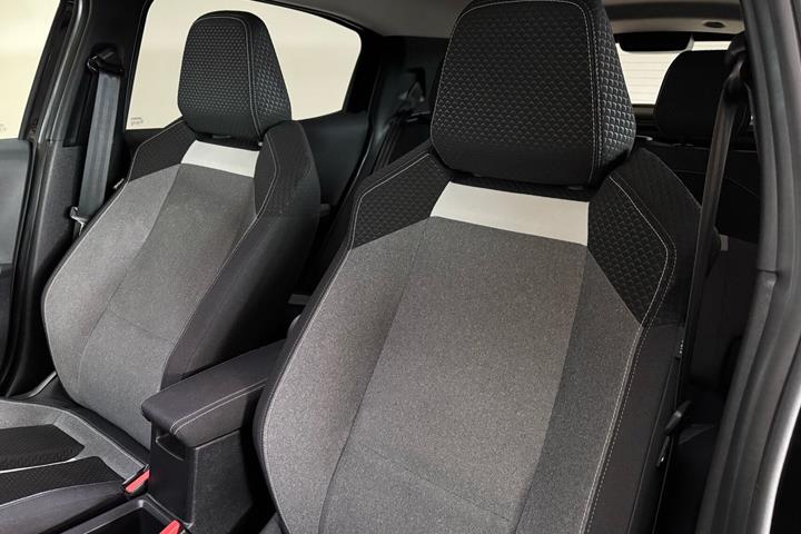 Sort Opel Frontera fra 2025