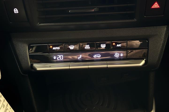 Sort Opel Frontera fra 2025