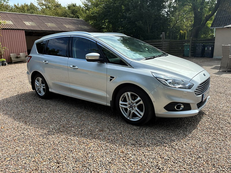 Ford S-MAX 1.5 EcoBoost (165 HK) MPV FWD M6