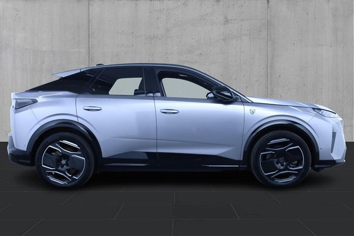 Grå Peugeot e-3008 fra 2025