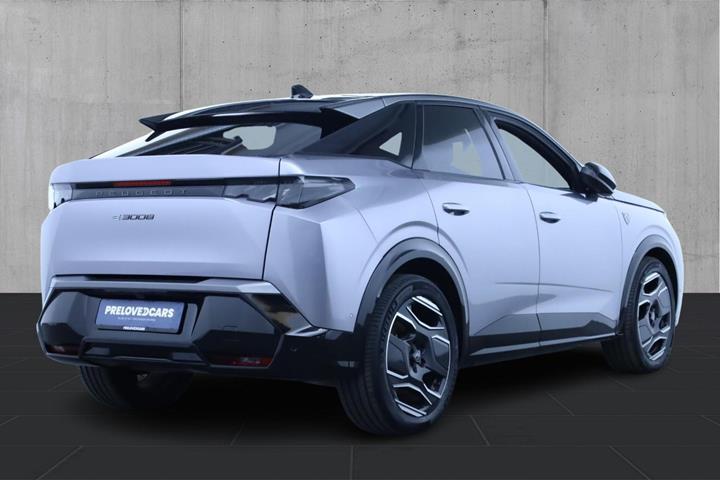 Grå Peugeot e-3008 fra 2025