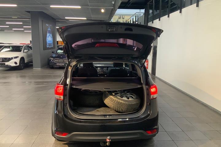 Sort Kia Carens fra 2014