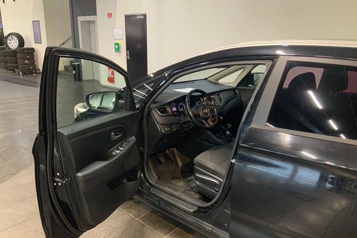 Sort Kia Carens fra 2014