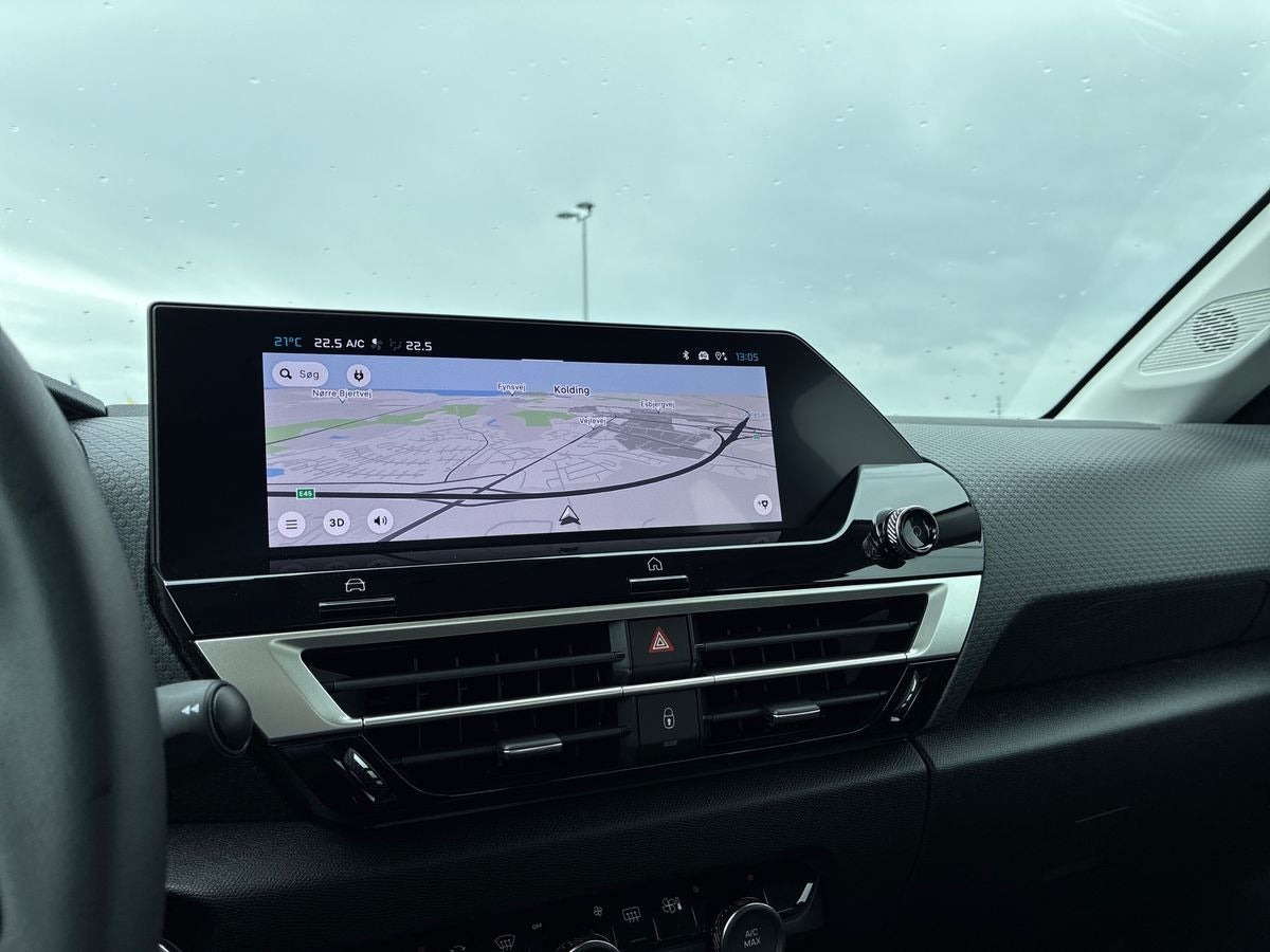 Grå Citroën ë-C4 X fra 2025
