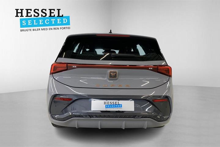 Grå Cupra Born fra 2024