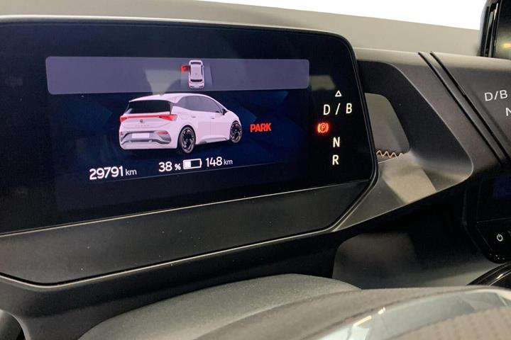 Grå Cupra Born fra 2024