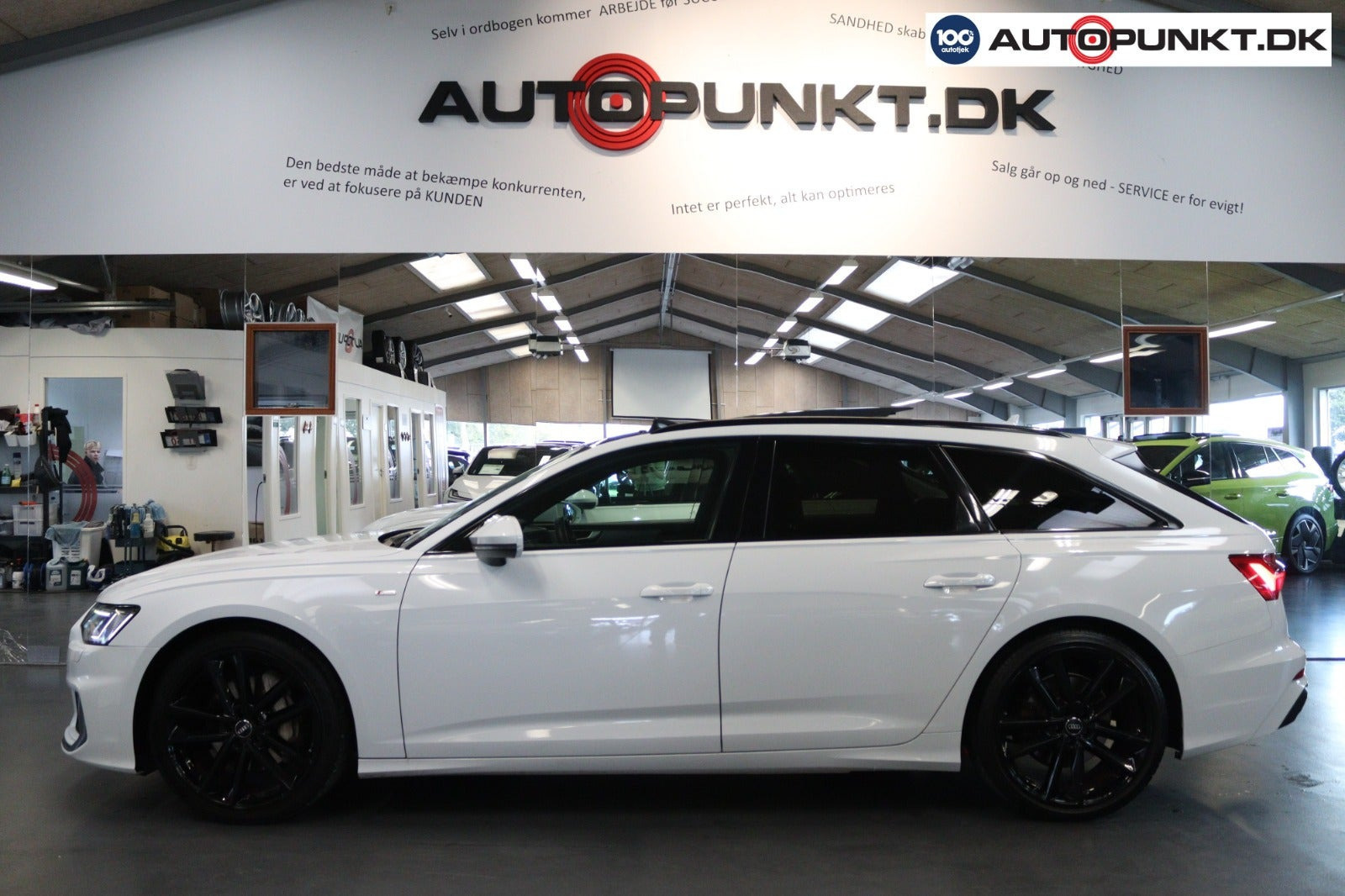 Hvid Audi A6 fra 2020