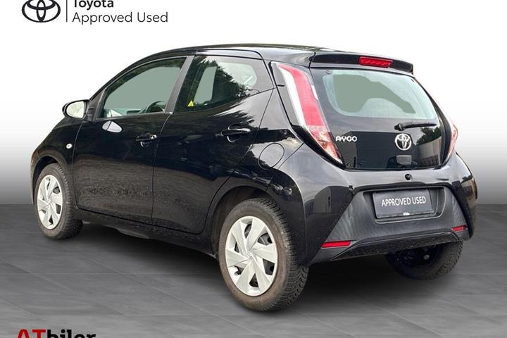 Sort Toyota Aygo fra 2018