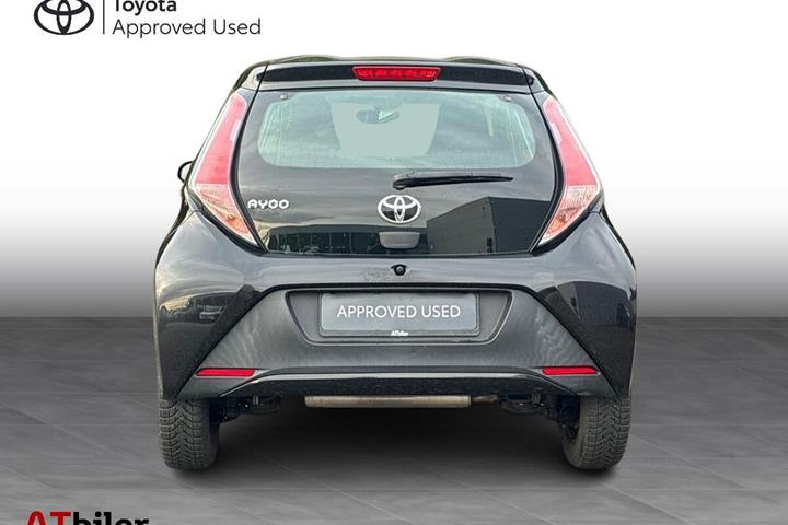 Sort Toyota Aygo fra 2018
