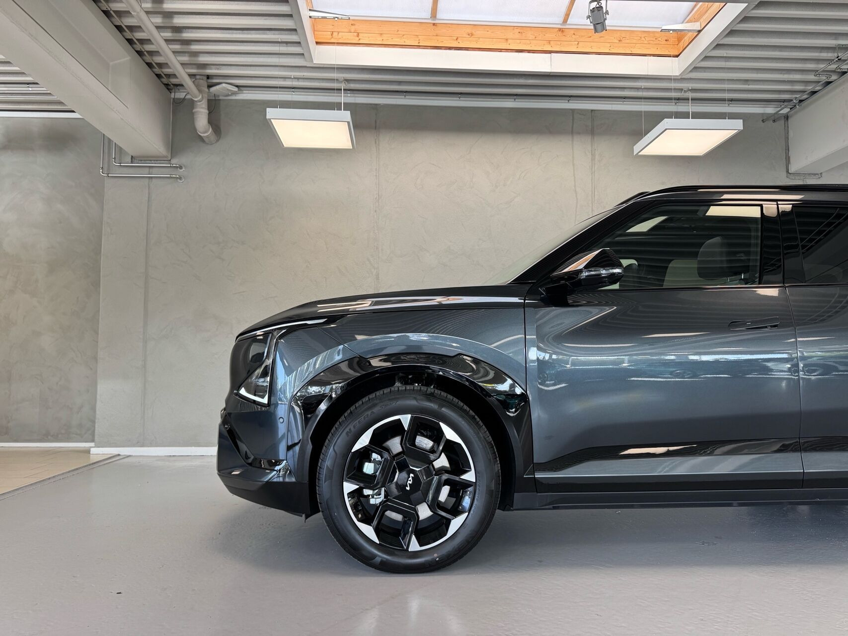 Grå Kia EV5 fra 2026