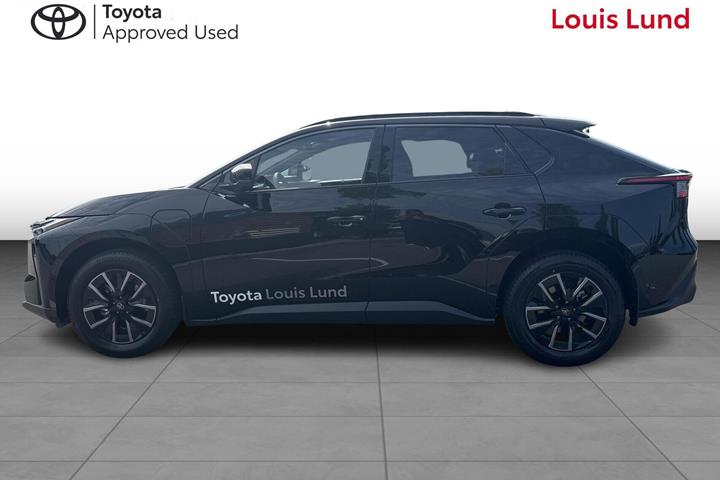 Sort Toyota BZ4X fra 2026