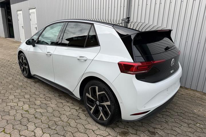 Hvid VW ID.3 fra 2024