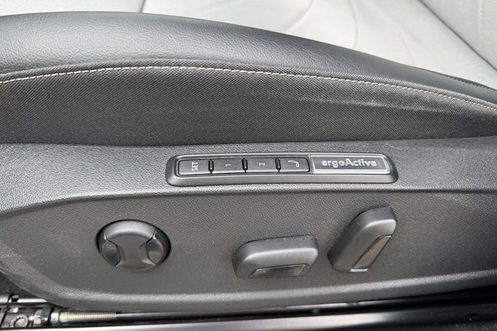 Hvid VW ID.3 fra 2024