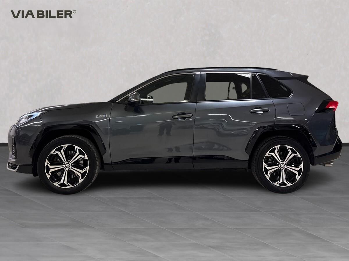 Sort Suzuki Across fra 2020