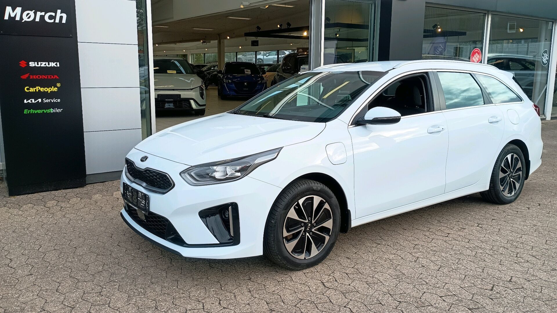 Kia Ceed 1,6 SW GDI PHEV  Plugin-hybrid Prestige DCT 141HK Stc 6g Aut.