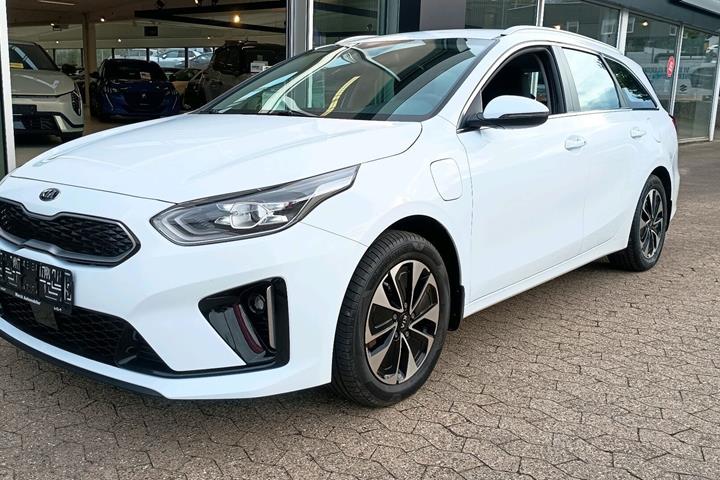 Hvid Kia Ceed fra 2020