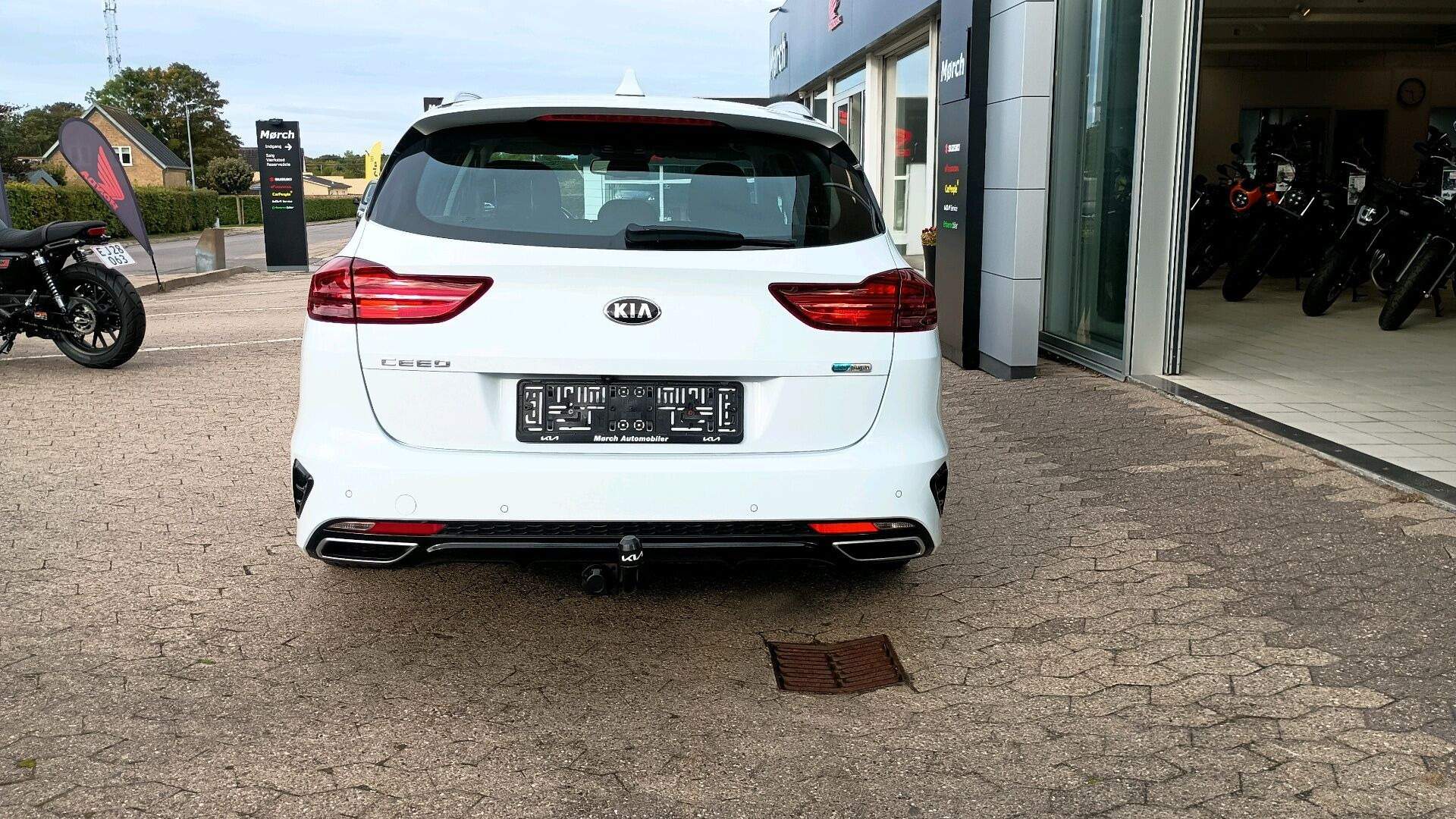 Hvid Kia Ceed fra 2020